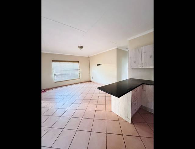 3 BEDROOM FREESTANDING FOR SALE IN MINERALIA